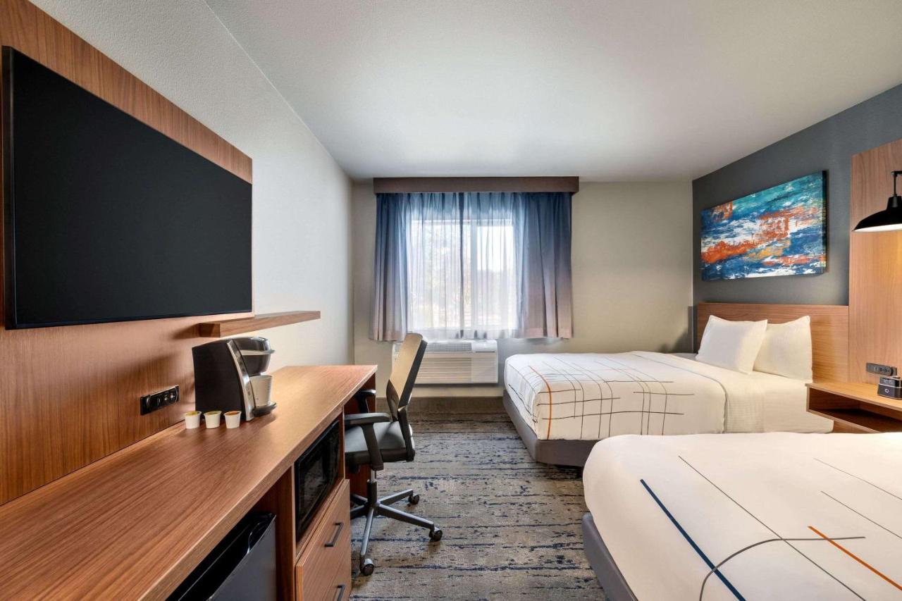 La Quinta Inn & Suites By Wyndham Springfield Eksteriør bilde