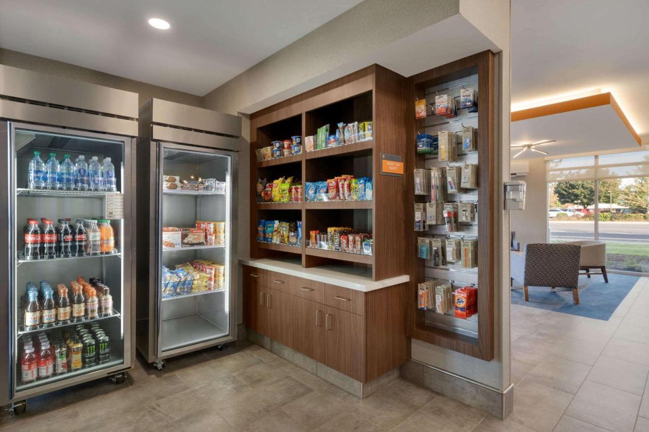 La Quinta Inn & Suites By Wyndham Springfield Eksteriør bilde