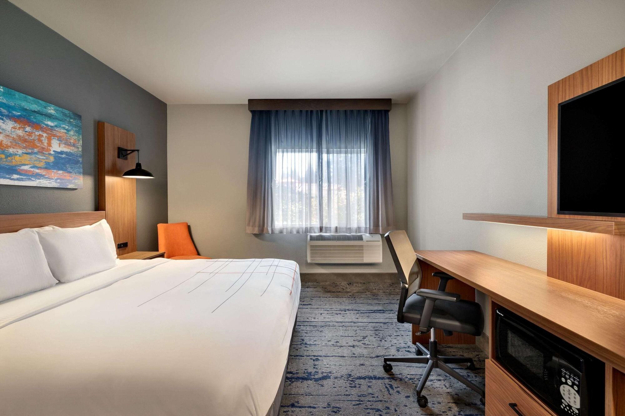 La Quinta Inn & Suites By Wyndham Springfield Eksteriør bilde