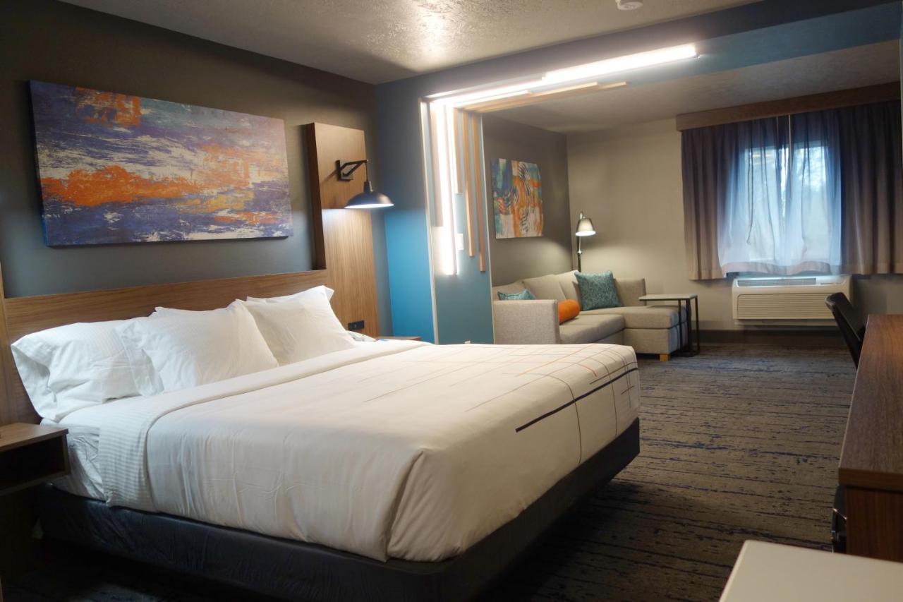 La Quinta Inn & Suites By Wyndham Springfield Eksteriør bilde